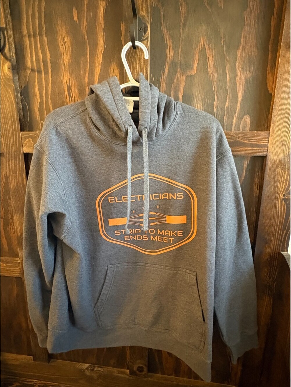 Funny Electrician Pullover Hoodie Grey Orange Graphic Sweatshirt Men's LARGE